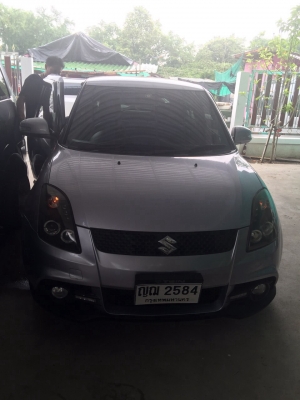 ขายด่วนsuzuki swift 1.5 ตัวท้อป 2010 รถสวยมากไม่มีอุบัติเหตเลย