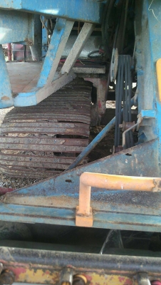 ขาย 550,000 เกษตรพัฒนา  KM Sport 47 เครื่อง 6HH1-210 แรง ตัวเดิน 12 HT อุ้มปรับระดับ  2.5 ตัน ตู้นวด 6.5 ฟุต รอลเลอร์ 9 ลูก โช่ 47 ข้อ    090-772-3710 090-772-3708