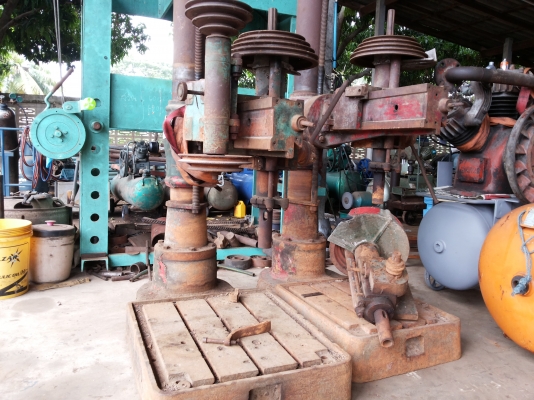 ขายออกไปแล้ว1ตัวครับ เหลืออีก1ตัว ขายตามสภาพเลยครับ