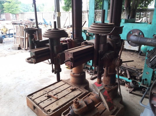 ขายออกไปแล้ว1ตัวครับ เหลืออีก1ตัว ขายตามสภาพเลยครับ