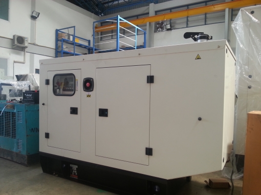 เครื่องปั่นไฟ 22KVA 3เฟส เครื่องปั่นไฟ 22KVA 3เฟส