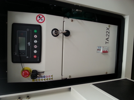 เครื่องปั่นไฟ 22KVA 3เฟส เครื่องปั่นไฟ 22KVA 3เฟส