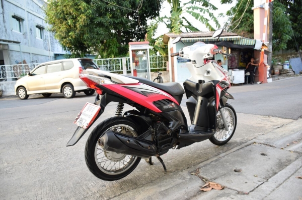 Click i 54ไมล์ขาว รถบ้านแท้ เล่มชุดโอนครบ