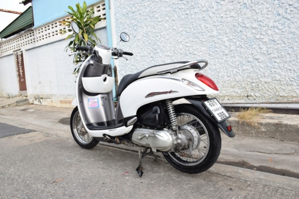 Scoopy i 2013 รถบ้านแท้ สภาพเดิม เล่มชุดโอนครบ ภาษีพรบ60