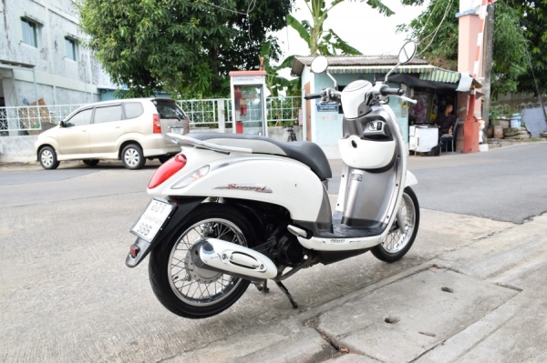 Scoopy i 2013 รถบ้านแท้ สภาพเดิม เล่มชุดโอนครบ ภาษีพรบ60