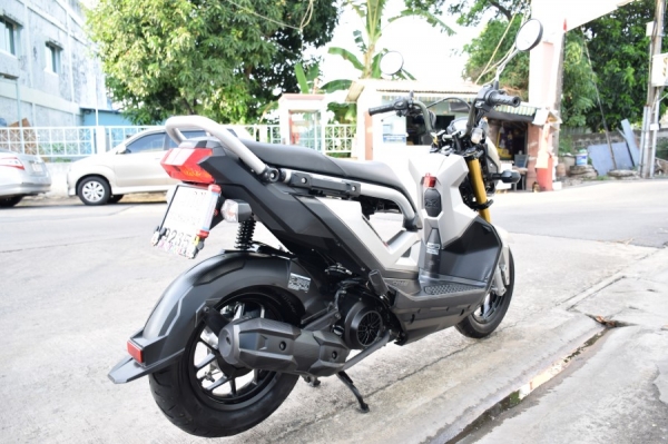 Zoomer x ตัวtop allnew รถบ้านแท้ เจ้าของคนเดียว เล่มชุดโอนครบ