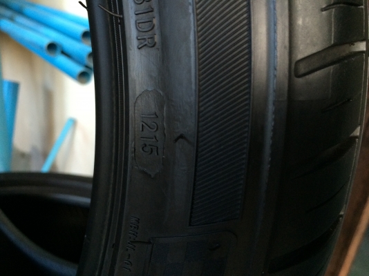 225/45/18 ปี15 ดอกสดๆ หนึ่งชุด