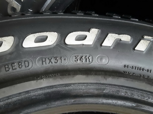 BF All USA. 265/70/16 ปลายปี11 สภาพดี 1ชุด