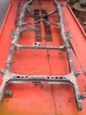 เล่มทะเบียน พร้อมคัตซี TOYOTA VIGO PERUNNER (ตัวสูง) เล่มทะเบียน พร้อมคัตซี TOYOTA VIGO PERUNNER (ตัวสูง)