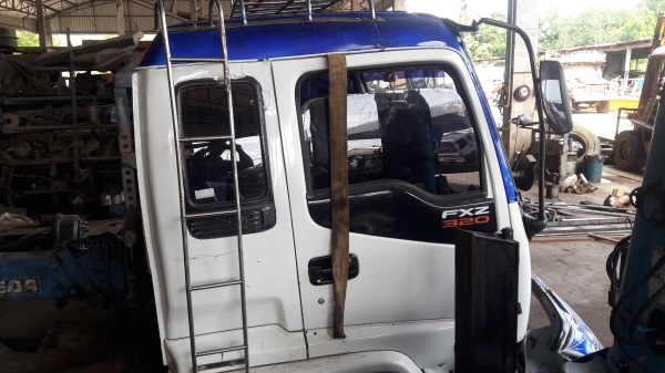 หัวเก๋ง เดก้า 10 ล้อ สภาพพร้อมใช้ อุปกรณ์ครบ ซื้อมาแล้วไม่ได้ใช้ หัวเก๋ง เดก้า 10 ล้อ สภาพพร้อมใช้ อุปกรณ์ครบ ซื้อมาแล้วไม่ได้ใช้