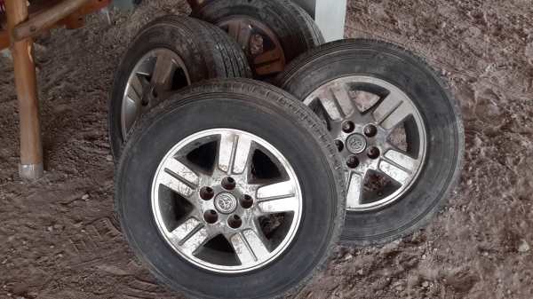 ล้อแม็ก วีโก้ตัวแรก