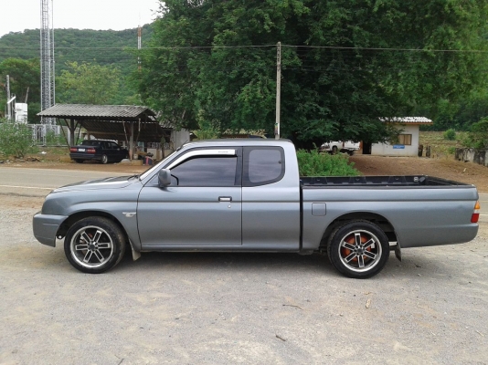 ขายรถสตาด้า ปี2000 เครื่อง 2500 พวงมาลัยเพาเวอร์ ราคาถูกๆ ขายรถสตาด้า ปี2000 เครื่อง 2500 พวงมาลัยเพาเวอร์ ราคาถูกๆ