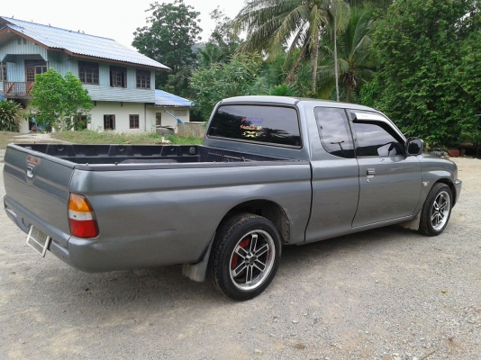 ขายรถสตาด้า ปี2000 เครื่อง 2500 พวงมาลัยเพาเวอร์ ราคาถูกๆ