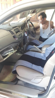 TOYOTA VIGO 2.5 เกียร์ดา 4x4 ปี 47 รถสวยเดิมบาง เล่มพร้อมโอน TOYOTA VIGO 2.5 เกียร์ดา 4x4 ปี 47 รถสวยเดิมบาง เล่มพร้อมโอน