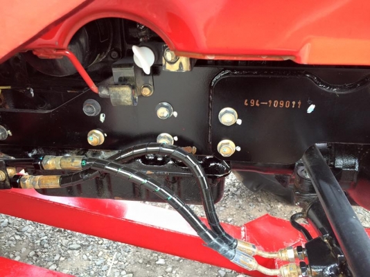 ขาย รถไถยันมาร์ EF494T สภาพนางฟ้า ทำงาน 549 ชม. จดทะเบียนปี 57 อุปกรณ์ครบชุด ทุกระบบสมบรณ์ ราคา 468,000 บาท สนใจโทร 081-9136451 หรือ ขอดูรูปผ่านทาง line:bow6451 ค่ะ