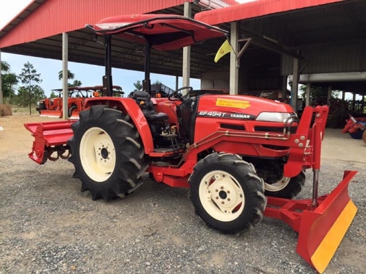 ขาย รถไถยันมาร์ EF494T สภาพนางฟ้า ทำงาน 549 ชม. จดทะเบียนปี 57 อุปกรณ์ครบชุด ทุกระบบสมบรณ์ ราคา 468,000 บาท สนใจโทร 081-9136451 หรือ ขอดูรูปผ่านทาง line:bow6451 ค่ะ