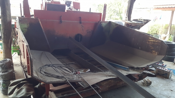 รถปูยางมิตซู4.50ม.มือสอง550,000บาท(เอกสาร)