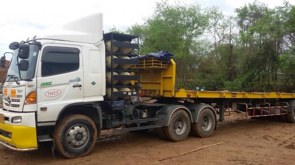 ขายหัวลาก+หางพื้นเรียบ3เพลาHINO ซีรี่500