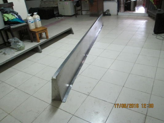 ฃั้นแสตนเลส/ยาวหนา/ใฃ้ติดผนัง/ยาว312ซม/กว้าง35ซม