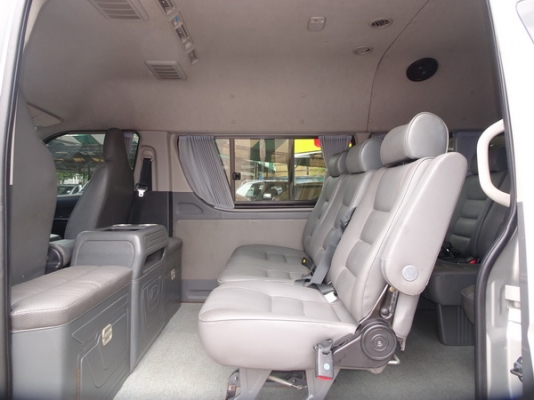 รถตู้ พร้อมใช้ ปี 2013 รถตู้ พร้อมใช้ ปี 2013