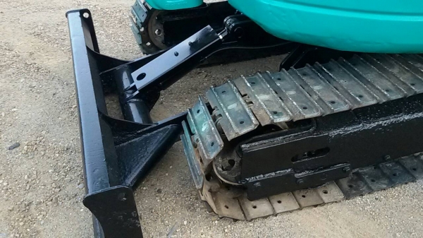 ขายรถแบคโฮ KOMATSU PC30 MR เครื่อง 3D84E คอนโทลสั้น แทรคเหล็ก เครื่องดี ปั๊มดี เอวแน่น รถเก่าญี่ปุ่น ติดต่อ089-7949488