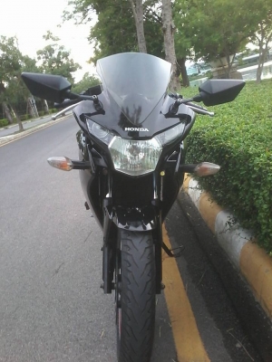 HONDA CBR 150R HONDA CBR 150R