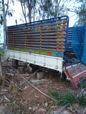 ขายกระบะ.พร้อมคอกไม้สวยๆ