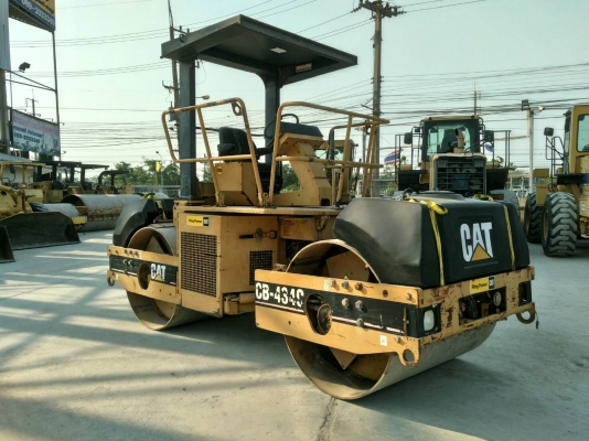 ขายรถบด7ตัน CATERPILLAR CB434C รถเก่านอกสวย นำเข้าจาก USA แท้ ไม่เคยใช้งานในไทย สภาพสวย