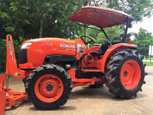 ขายรถไถKubota L4708 (4WD) พร้อมใบมีดหน้าและผานพรวน รถสวย พร้อมใช้งาน