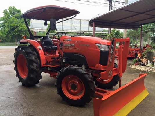 ขายรถไถKubota L4708 (4WD) พร้อมใบมีดหน้าและผานพรวน รถสวย พร้อมใช้งาน