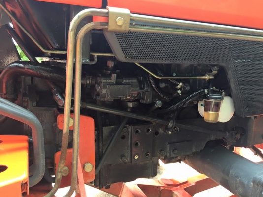 ขายรถไถ Kubota L2808 (4WD) พร้อมใบมีดหน้า และเครื่องตัดหญ้า รถใช้งาน200ชั่วโมง