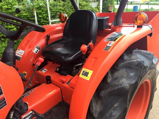 ขายรถไถ Kubota L3608(4WD) พร้อมชุดบุ้งกี๋ รถสวย เดิมๆ พร้อมใช้งาน ขายรถไถ Kubota L3608(4WD) พร้อมชุดบุ้งกี๋ รถสวย เดิมๆ พร้อมใช้งาน