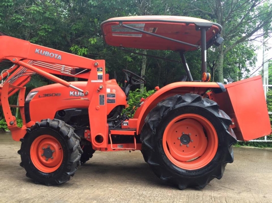 ขายรถไถ Kubota L3608(4WD) พร้อมชุดบุ้งกี๋ รถสวย เดิมๆ พร้อมใช้งาน