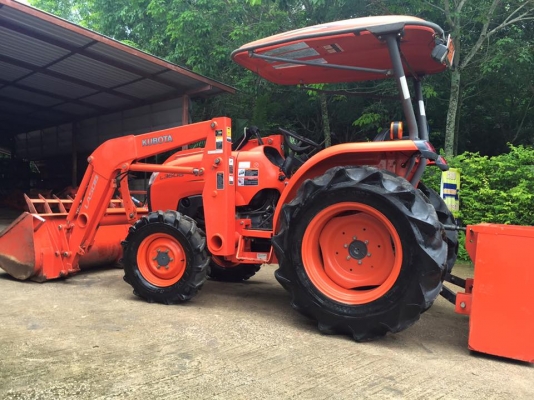 ขายรถไถ Kubota L3608(4WD) พร้อมชุดบุ้งกี๋ รถสวย เดิมๆ พร้อมใช้งาน ขายรถไถ Kubota L3608(4WD) พร้อมชุดบุ้งกี๋ รถสวย เดิมๆ พร้อมใช้งาน