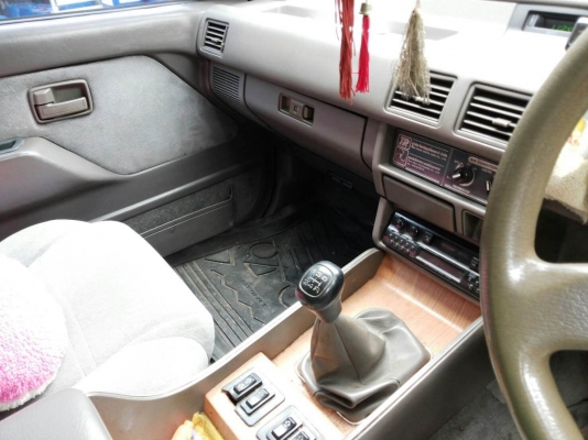 ขาย ISUZU TFR 2500  VAN รถสวยสภาพดี