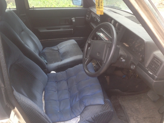 volvo244 เครื่อง1jz ออโต้ lpg ลงเล่ม ทะเบียนไม่ขาด ขาย 35,000 บาท