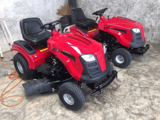 ขายรถตัดหญ้าแบบนั่ง Honda GXV-390