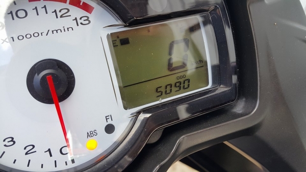 Versys วิ่งน้อย 5000 โลแท้ เจ้าของเป็นทหารไม่ค่อยได้ใช้ ต่อรองได้