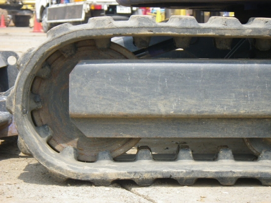 รถขุดจิ๋ว Komatsu PC08UU-1F ขนาดแค่ 800 กก. นำเข้าจากญี่ปุ่น เอาขึ้นกระบะได้สบาย ๆ