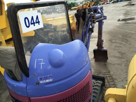 รถขุดจิ๋ว Komatsu PC08UU-1F ขนาดแค่ 800 กก. นำเข้าจากญี่ปุ่น เอาขึ้นกระบะได้สบาย ๆ