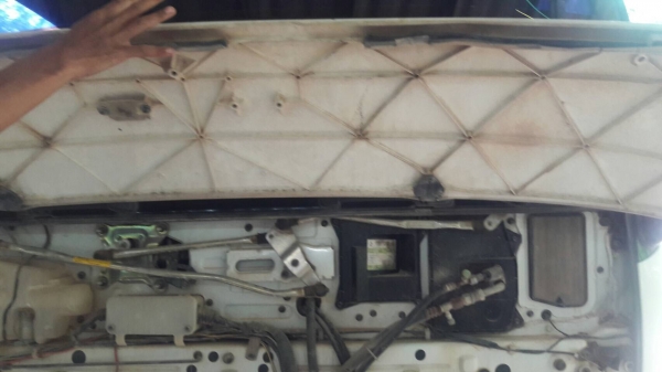 รถอีซูซุ 6 ล้อดั้ม FTR  200 แรงม้า ปี 49.     สนใจติดต่อ  081 - 6079515