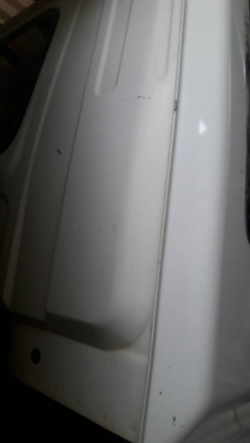 รถอีซูซุ 6 ล้อดั้ม FTR  200 แรงม้า ปี 49.     สนใจติดต่อ  081 - 6079515