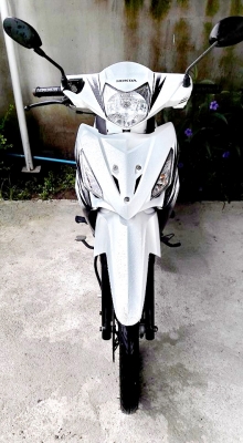 ขาย Honda wave x แท้ สตาร์ทมือ สตาร์ทเท้า ปกติ เครื่องเดิมสนิท ท่อไม่มีควันใหล  ชุดสีเดิม ขาว ดำ วิ่งน้อย 1xxxx โล ล้อแม็กดำ  ยางดอกใช้งานได้อีกนาน  รถบ้าน ทะเบียนไม่ขาดต่อ เล่ม ชุดโอน บัตรประชาชนครบ  รถอยุ่ ถนนสรงประภา แขวงสีกัน เขตดอนเมือง กรุงเทพฯ 1021