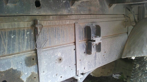 รถมิตซู 10 ล้อดั้ม FN527M - TF  220 แรงม้า. ปี 38.    สนใจติดต่อ  081 - 6079515