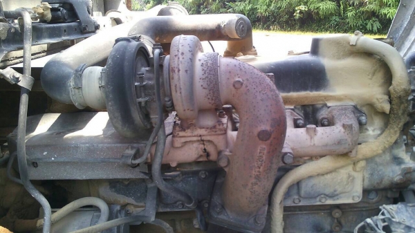 รถมิตซู 10 ล้อดั้ม FN527M - TF  220 แรงม้า. ปี 38.    สนใจติดต่อ  081 - 6079515