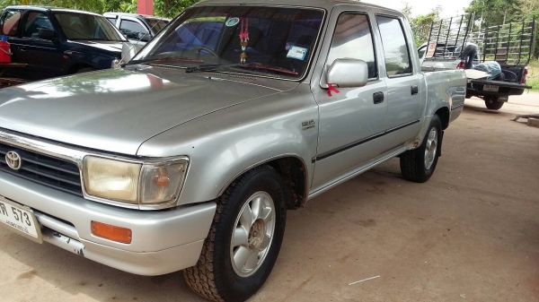 HILUX MIGHTY X 4ประตูสวยกิ๊ก HILUX MIGHTY X 4ประตูสวยกิ๊ก