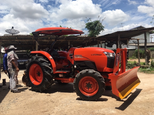ขายรถไถคูโบต้า L4708SPราคา470000บาท  มีไบมีดและผาน7หนึ่งอันพร้อมใช้งานสายๆครับสนใจ โทร0813655997 อำพร พาเจริญ ต วังบัว อ คลองขลุง จ กำแพงเพชร