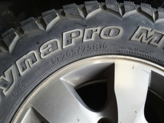 ล้อ Vigo + Yokohama AT 265/70/16 ปี11