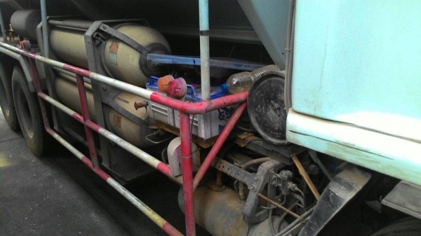 รถเบาท์บรรทุกอาหาร isuzu195 รถเบาท์บรรทุกอาหาร isuzu195