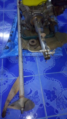 ขายเครื่องเบนซิล 13 แรง ยี่ห้อควายทองพร้อมหางเรือง 3K ขนาด 8 นิ้ว